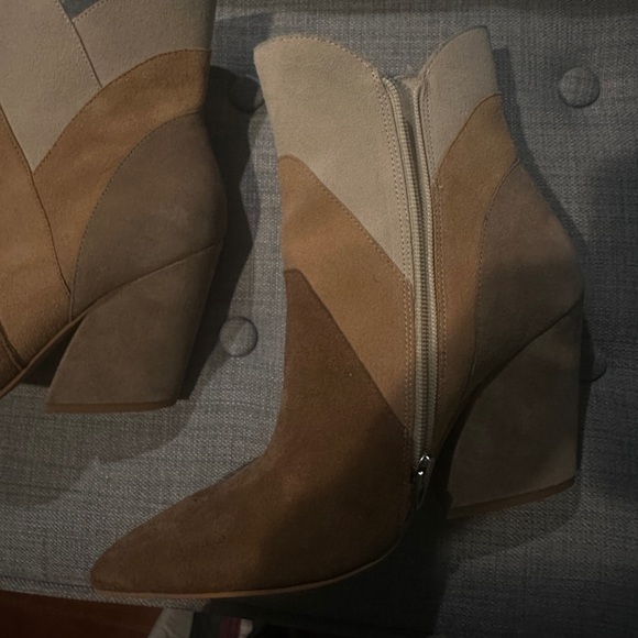 Dolce Vita Neena Boot - Brown Multi Suede - Picture 6 of 10